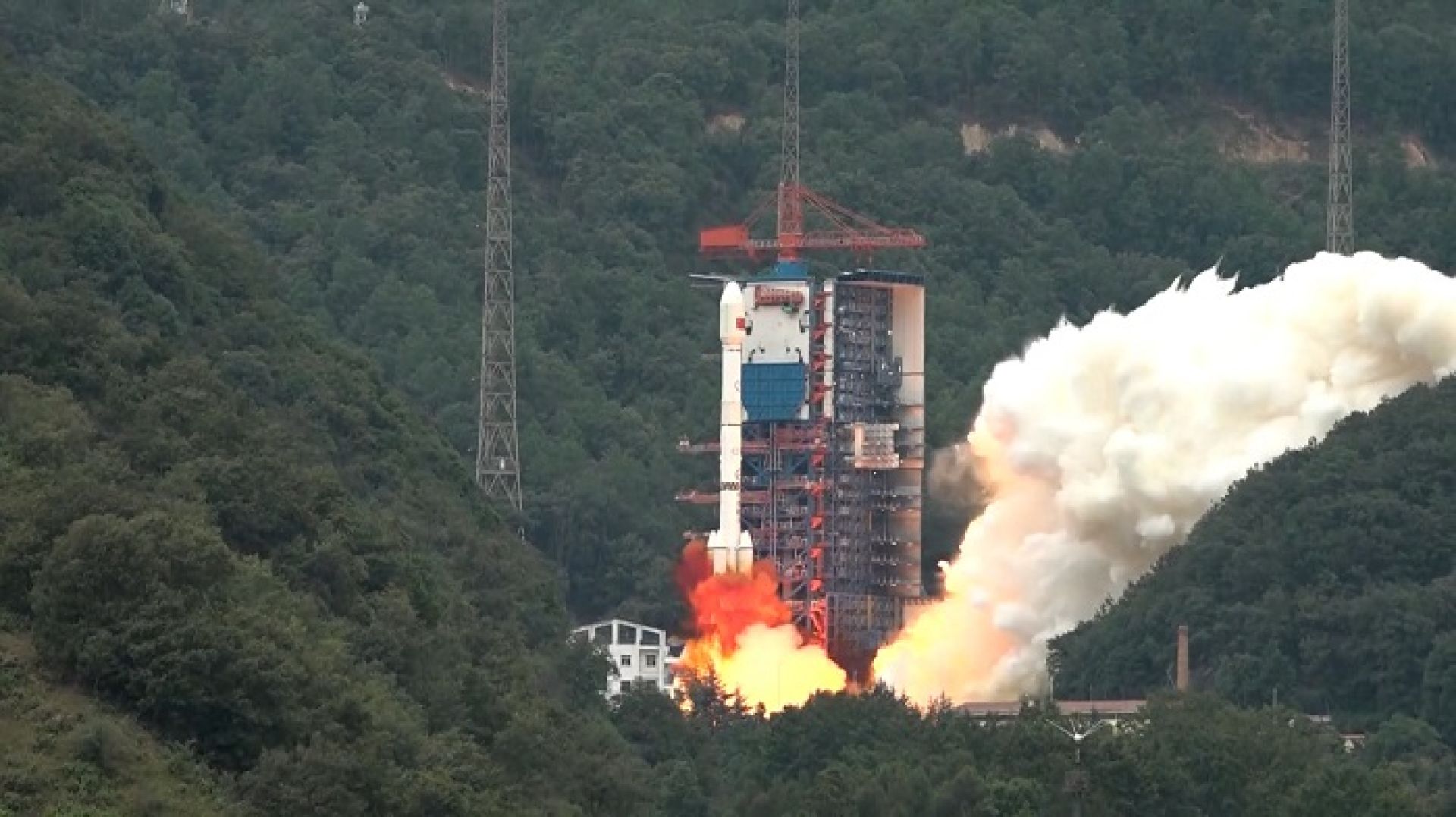 चीनद्वारा ‘गाओफेन–१४ ०२’ उपग्रह सफलतापूर्वक अन्तरिक्षमा प्रक्षेपण